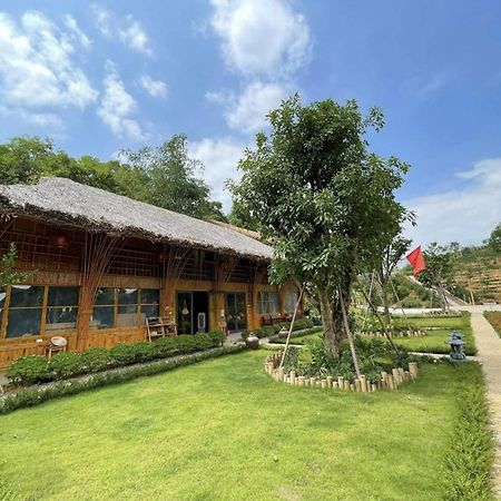 Om Tara Retreat Hotel Yen Bai Exterior foto